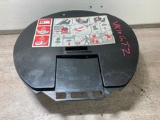 Renault Clio 2010 kit de herramientas gato de rueda 8200696876