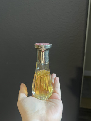 Truth Eau de Toilette 1.7 oz   Timeless and Elegant Fragrance