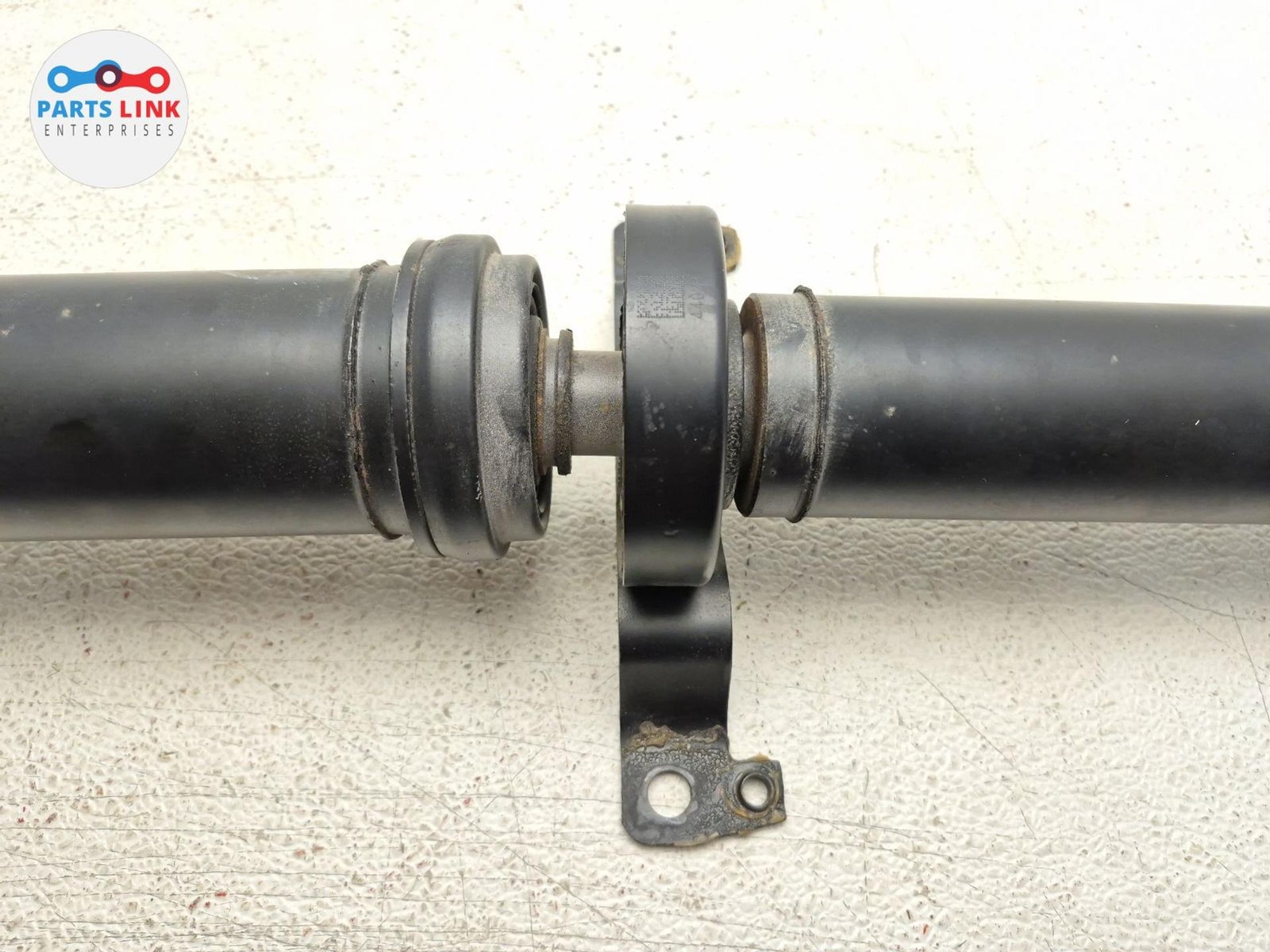 2016-20 BENTLEY BENTAYGA REAR DRIVE SHAFT PROP CARDAN DRIVESHAFT 6.0L W12 636