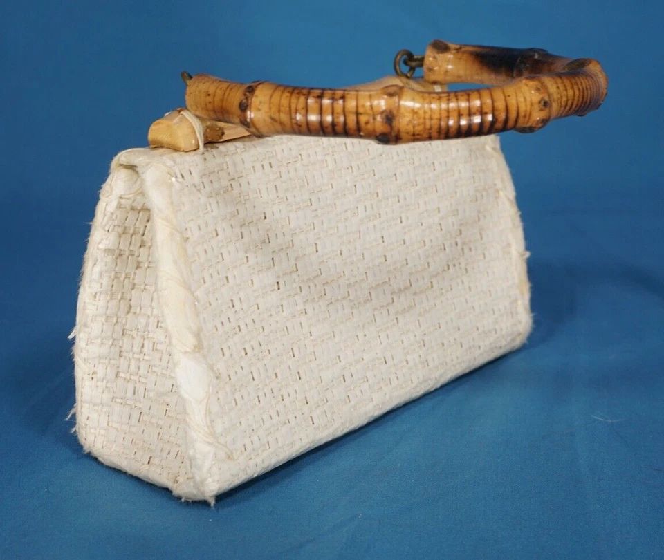 BOLSO MONEDERO NIÑA DE COLECCIÓN Iglesia de Pascua PAJITA CUBIERTA DE PLÁSTICO Mango de Bambú FLORES Foto 4 de 4