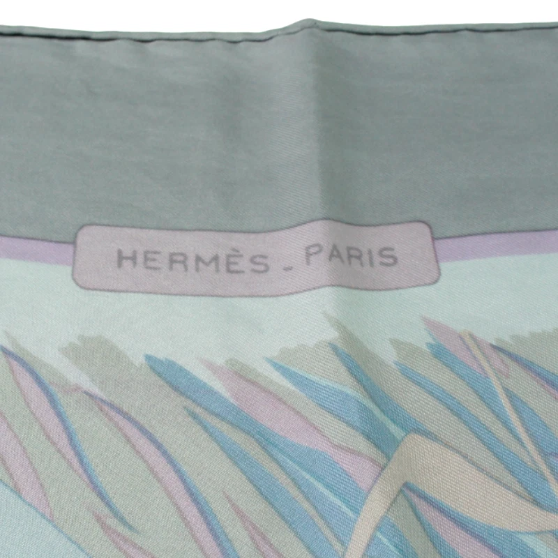 复古 HERMÈS "Cols Verts" 作者 Christiane Vauzelles 1981 豪华丝绸围巾 34" — 第 3/4 张图片
