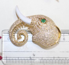 6.71ct Natural Round Diamond Emerald 14k Yellow Gold White Elephants Brooch Pin