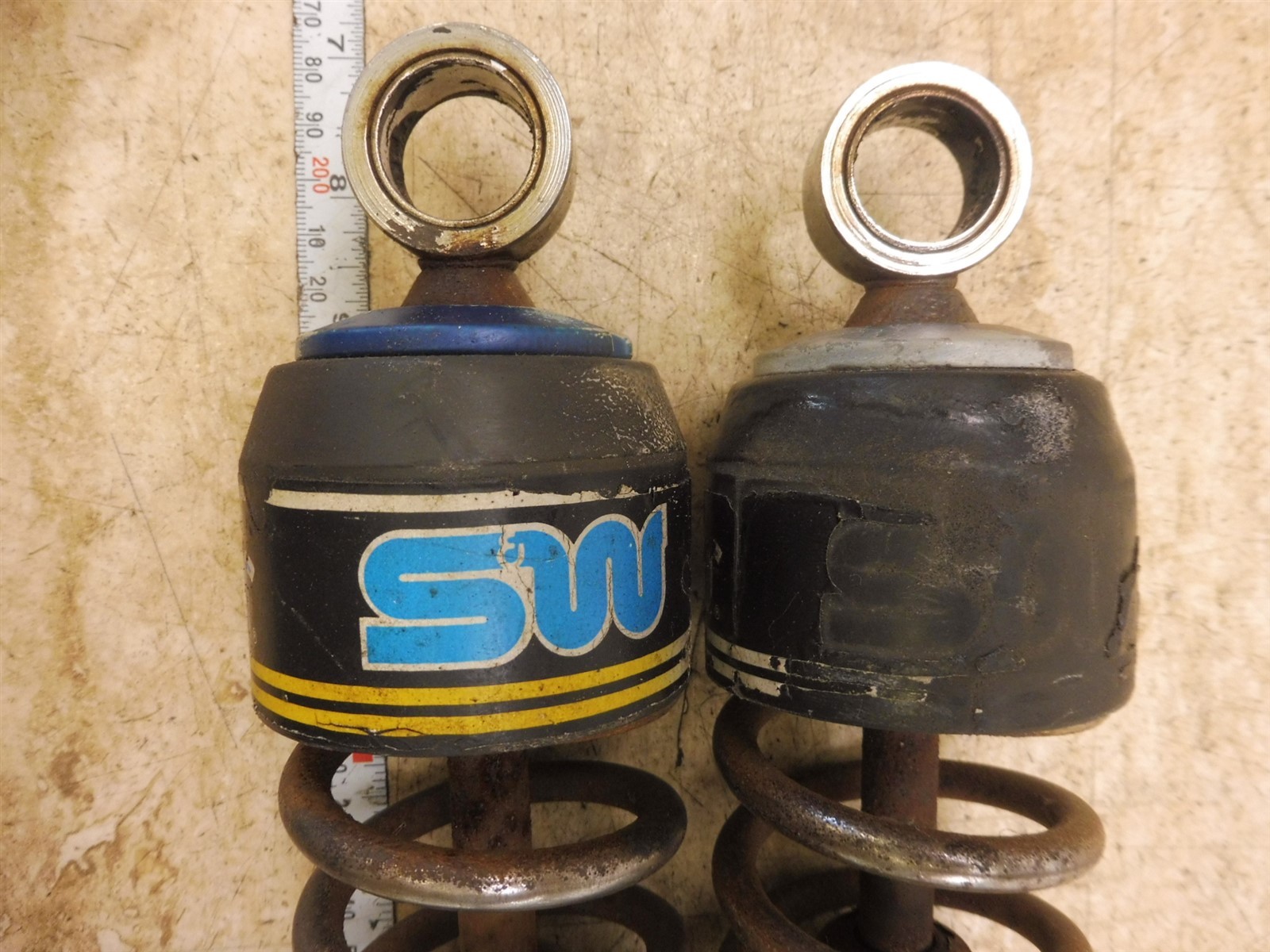 1977 Kawasaki KZ650 K3822* Rear Shocks Suspension eBay