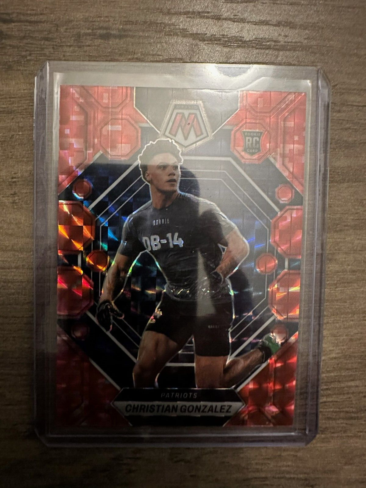 2023 Panini Mosaic Rookies Red Mosaic Prizm Christian Gonzalez #300 Rookie RC