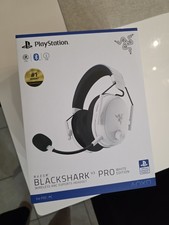 RAZER Blackshark V3 Pro Wireless ANC Gaming H...