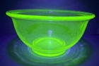 Hazel Atlas Green Vaseline Uranium Mixing Bowl 9" Vintage Depression Era UV Glow