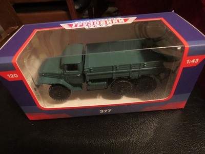 Modimio USSR trucks 1/43 URAL 377 green Brand New!