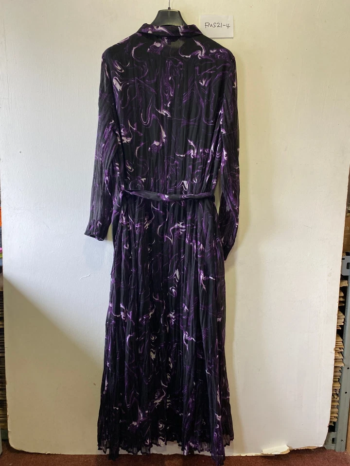 Zusammen Knopf Front Wirbel Druck Maxi Kleid In Lila UK 22 Plus (FMS21-4) - Bild 4 von 4