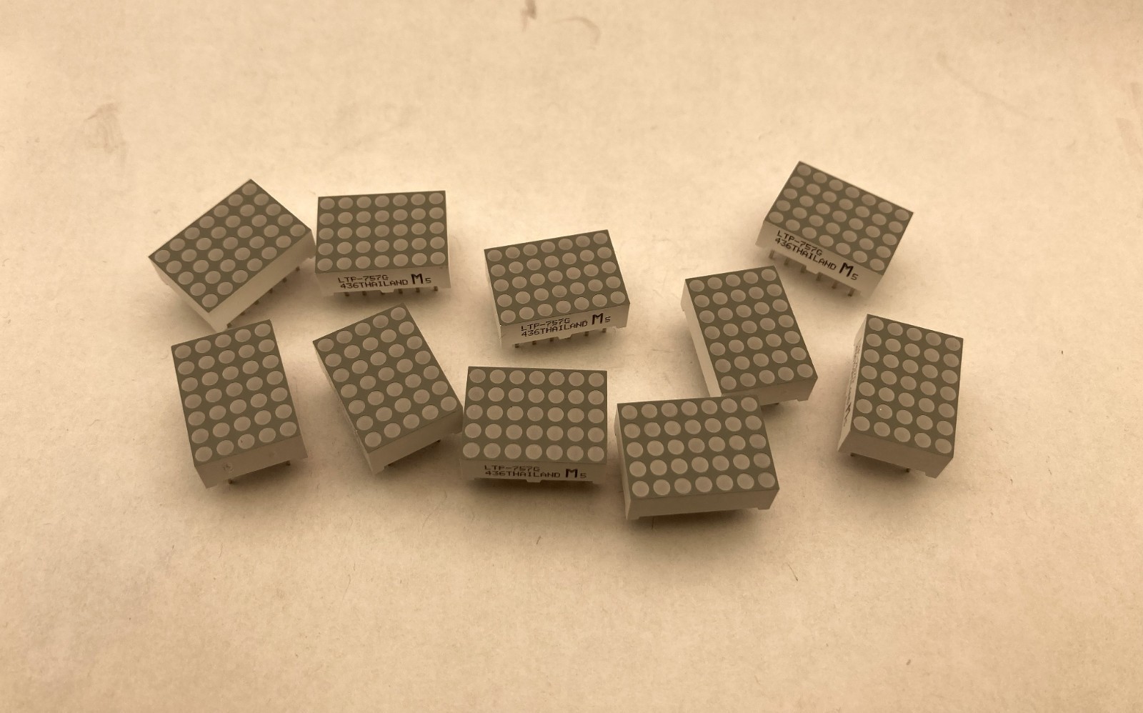 10PCS Lite-On LTP-757G 5x7 LED Dot Matrix Green 569nm Bright New