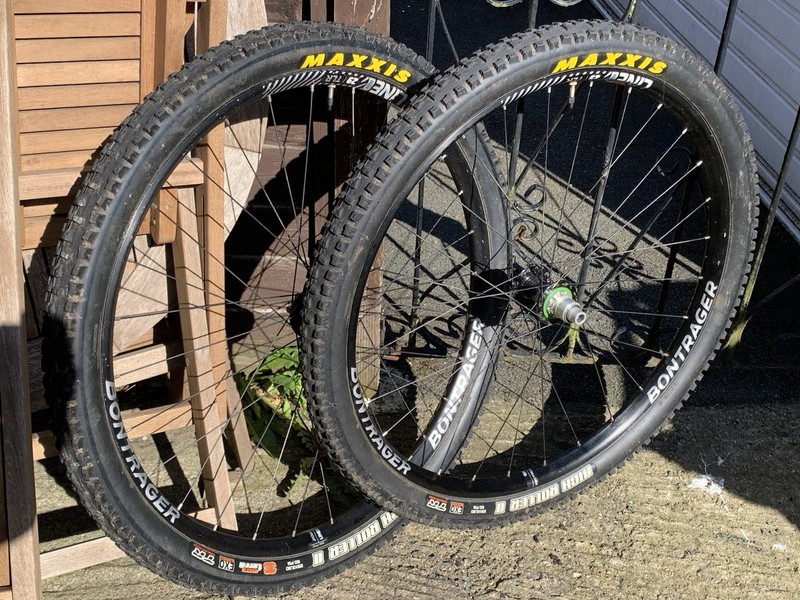 Hope Pro 4 Hubs On Bontrager Line Elite Rims Black 29er 28h 6 Bolt Maxxis Tyres