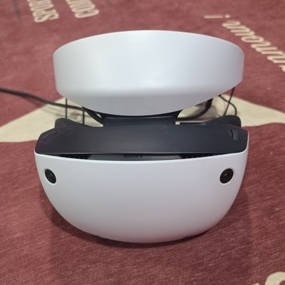 Sony PlayStation VR2 CFI-ZVR1 White/Black PC & Console VR Headset
