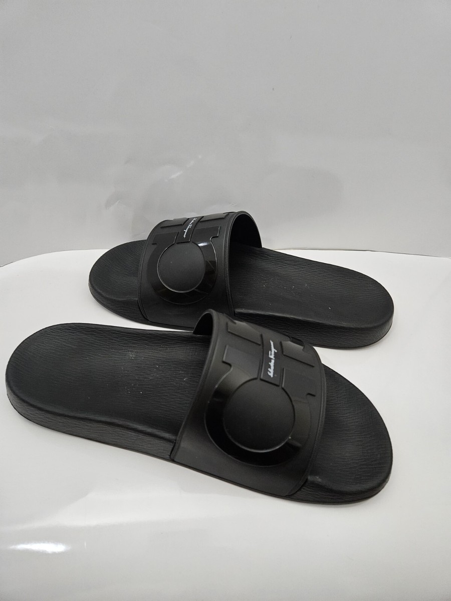 サンダル SALVATORE FERRAGAMO Black Nappa Leather Slippers Ferragamo Black Leather Slippers | italist