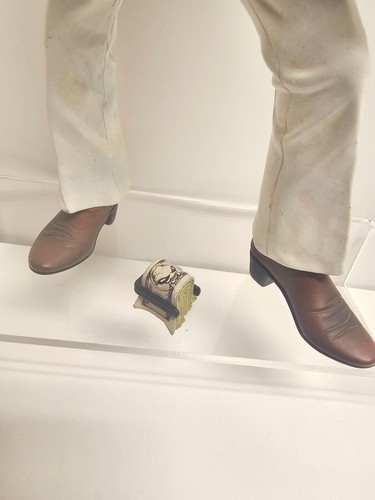Al Pacino Scarface White Suit Mezco Action Figure (No Box) Rare - Picture 2 of 17