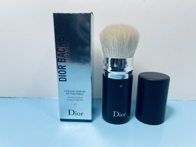 CHRISTIAN DIOR - DIOR BACKSTAGE - RETRACTABLE KABUKI BRUSH - 17