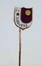 FK SARAJEVO, Bosnian Football club, KASUN vintage pin, badge 1960s, rarre pin !