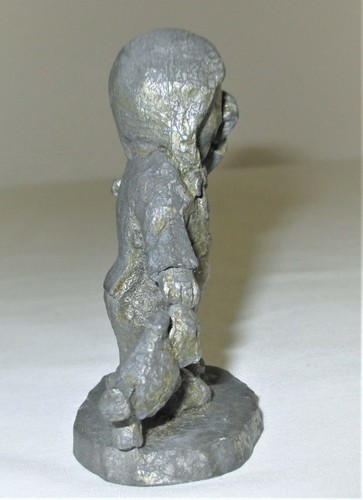 Estatuilla vintage de niña llorando de peltre Simmons - Imagen 4 de 8