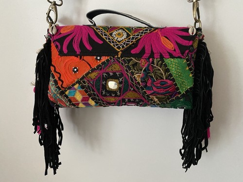HANDMADE BOHO HIPPIE BAG WITH VINTAGE ARTISAN HAND EMBROIDERY & BEADS WORK - Picture 18 of 24