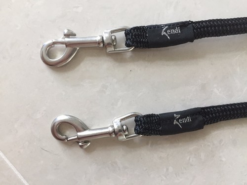 Zendi two way twin double lead dog coupler. Lead Splitter. Walk Two Dogs - Picture 3 of 6