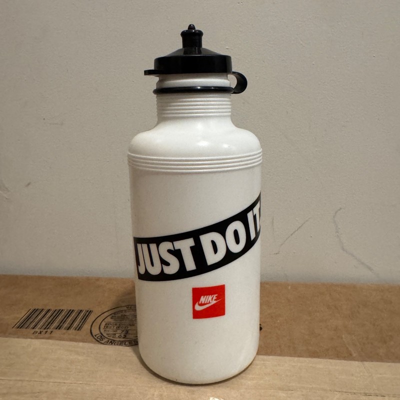 Vintage Nike   Just Do It Squirt Water Drinking Bottle 90s MADE IN JAPAN