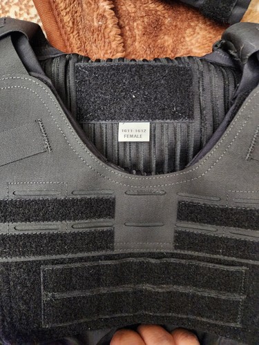 SAFARILAND Women Standard Armor Plate Carrier Side Open - Picture 2 of 7