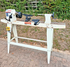 Axminster woodturning lathe M900 -  Hardly any use - Collection Kenilworth