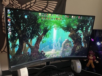 Samsung Odyssey G8 32'' Curved Gaming Monitor 240Hz 3840x2160 White