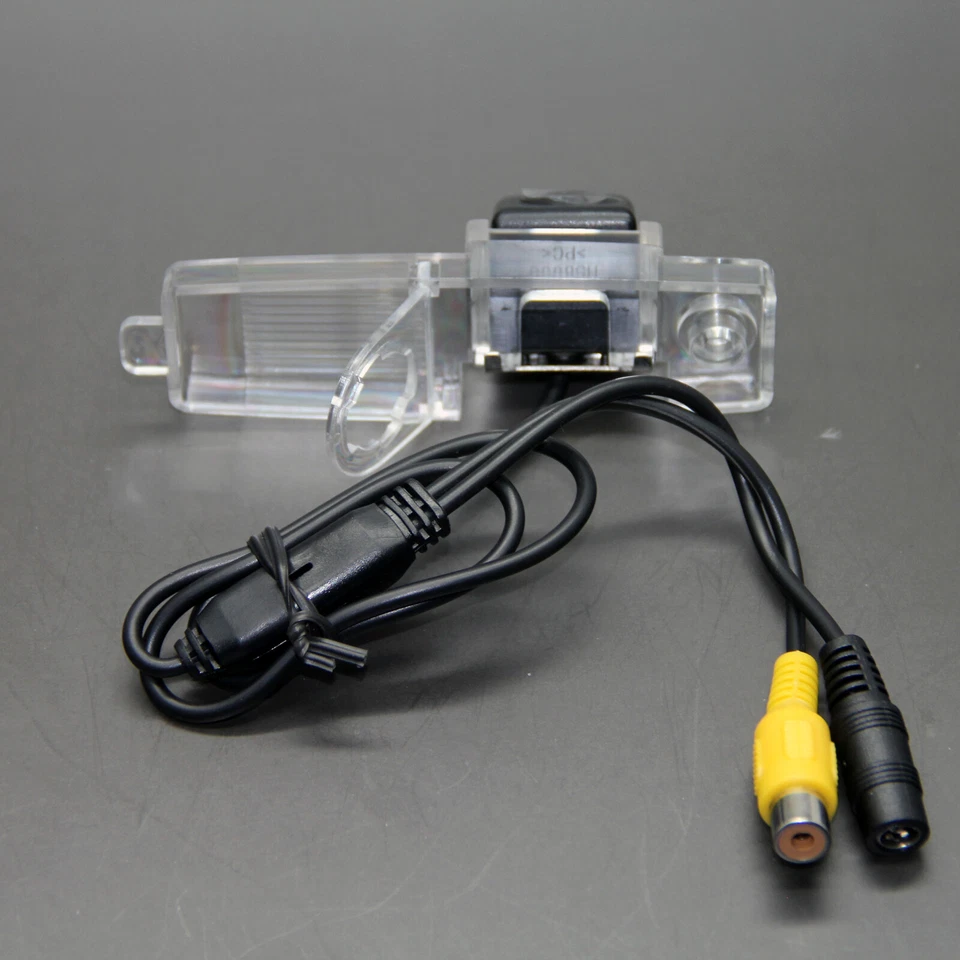 RCA Car Rear View Backup Camera For Toyota Hiace 2006 2007 2008 2009 2010 2011 - Image 4 of 4