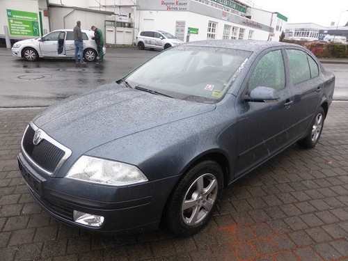 Skoda Octavia II 1Z Limousine Tür hinten Rechts 9901 komplett mit Anbauteilen - Photo 10/12