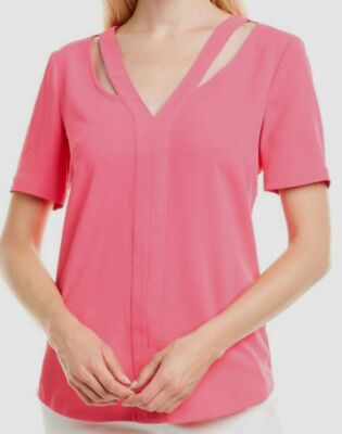 $230 Trina Turk Women's Pink V-Neck Cutout Smiles Short Sleeve Top T-Shirt XS