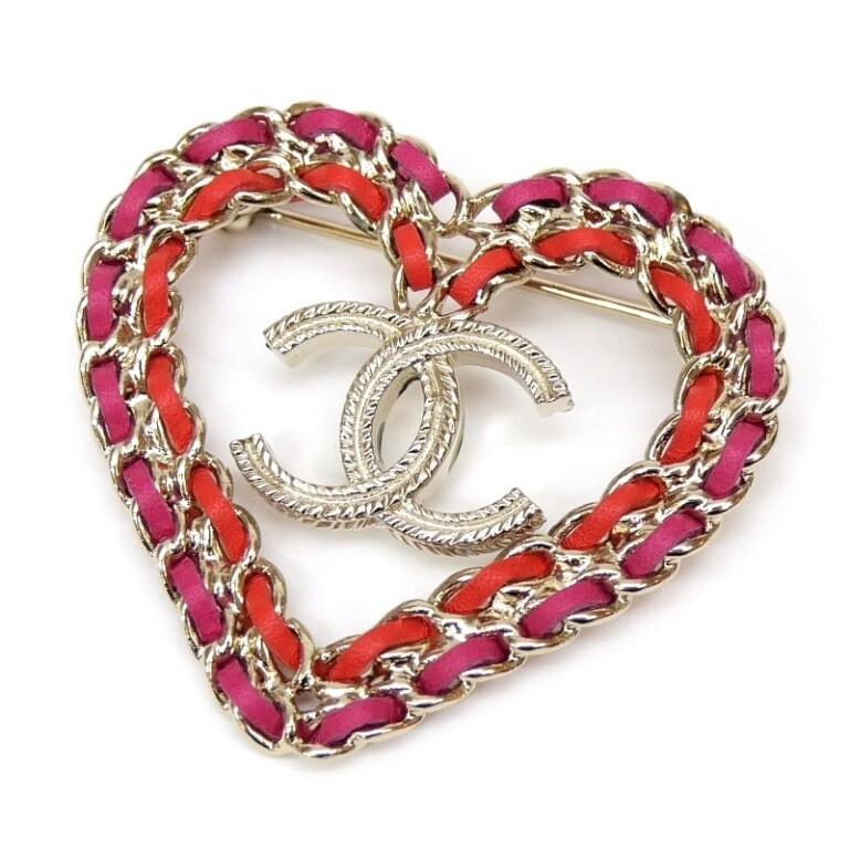 CHANEL ピンバッジ ハート CHANEL Brooch Pin Badge Heart CC Pink Red COCO Gold GP 18P
