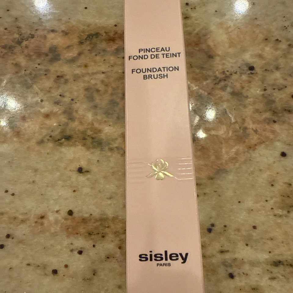 Sisley Foundation Brush  - Image 3 of 3
