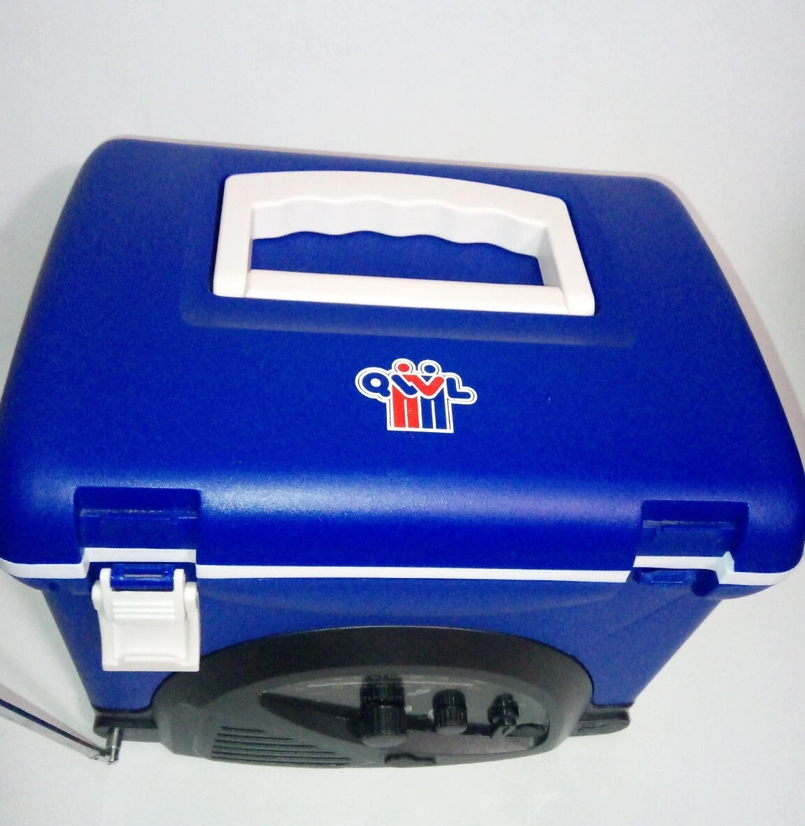 Mini hotsell cooler radio