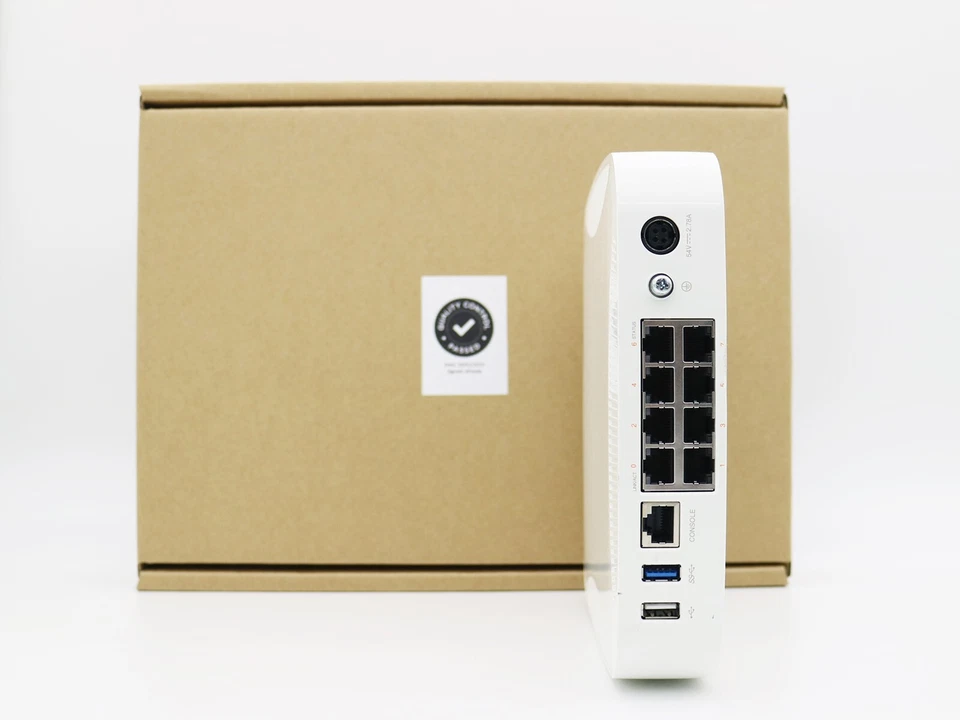 HPE Aruba 7008-US WLAN Mobility Controller JX928A 150W 8-GigEthernet PoE+ 1Y-WTY - Image 2 of 4