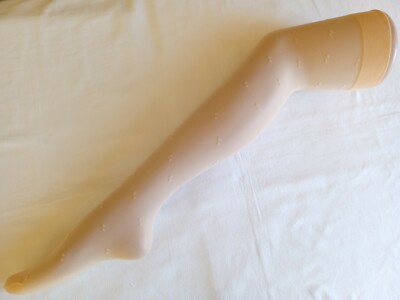 PRETTY POLLY 1980s/90s Vintage Legworks Duets Pattern Sheer Stockings in Papaya