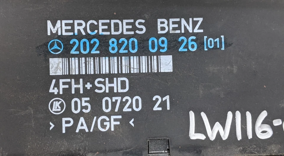 Unidad de control confort OEM 2028200926 MERCEDES-BENZ CLASE C W202 C280 C220 C230 Foto 2 de 2