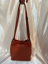 Borsa a tracolla CLARKS in pelle arancione ciottolato convertibile in borsa a tracolla