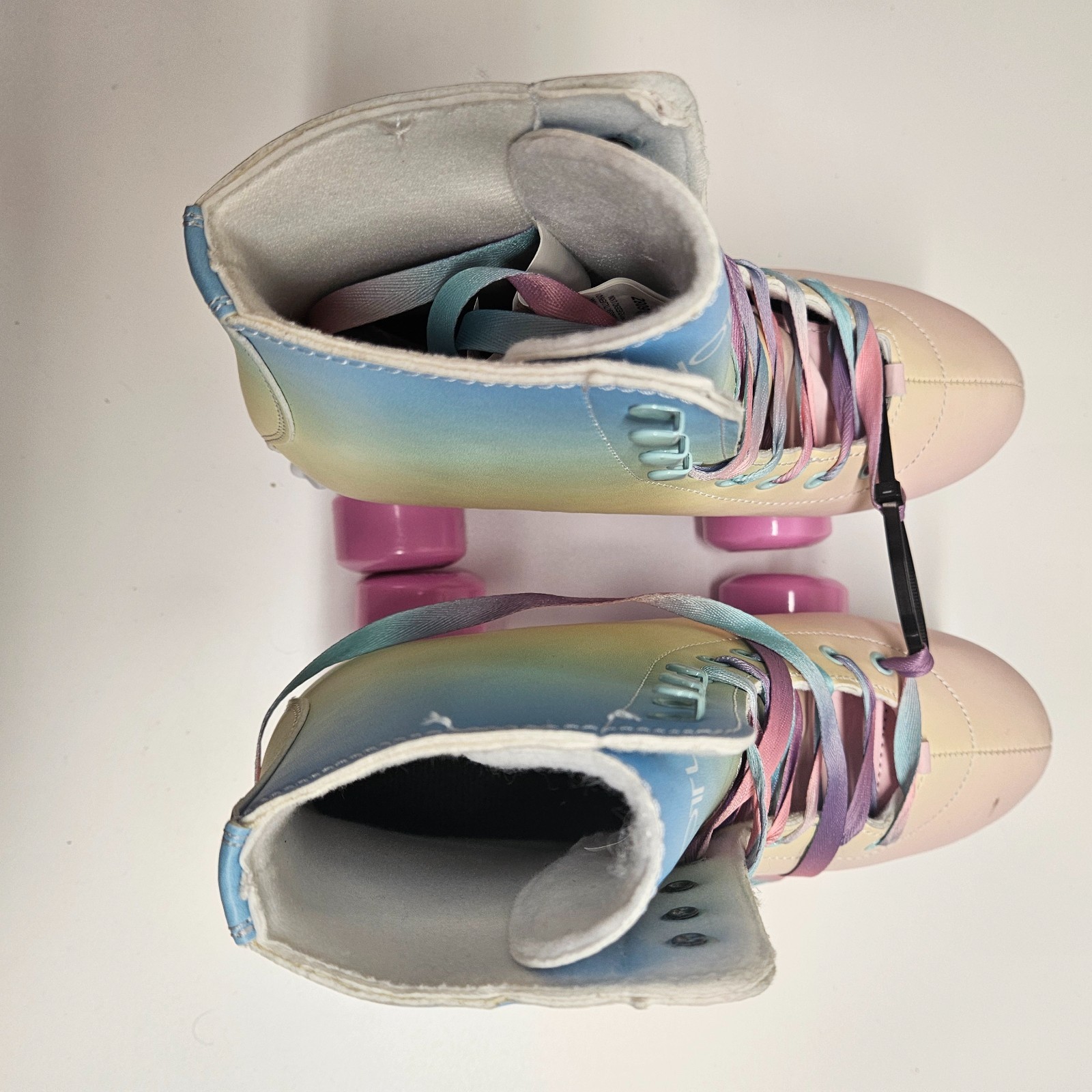 HOTUNA Adjustable Roller Skates UK 2-5 Pastel Rainbow Quad Skates EU 35-38 image 3