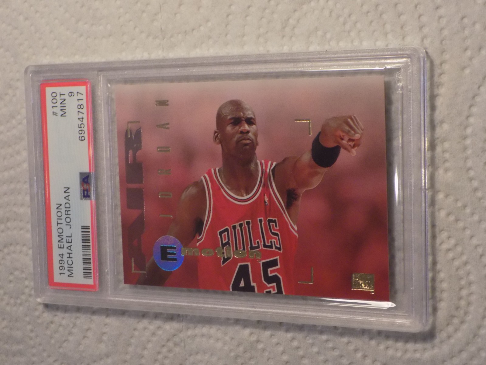 MICHAEL JORDAN PSA 9 MINT 1994 EMOTION #100 (UNIFORM #45)
