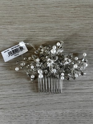 David’s bridal hair piece Hair Accessories From Brides and Hairpins | David main image 3