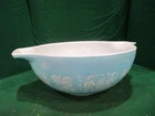 huge Vintage Pyrex   Mixing Bowl Pour Dish Amish Butterprint
