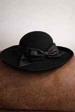 Vintage Jacqueline Ferrar Wool Wide Brim Church Derby Hat Bow Black USA