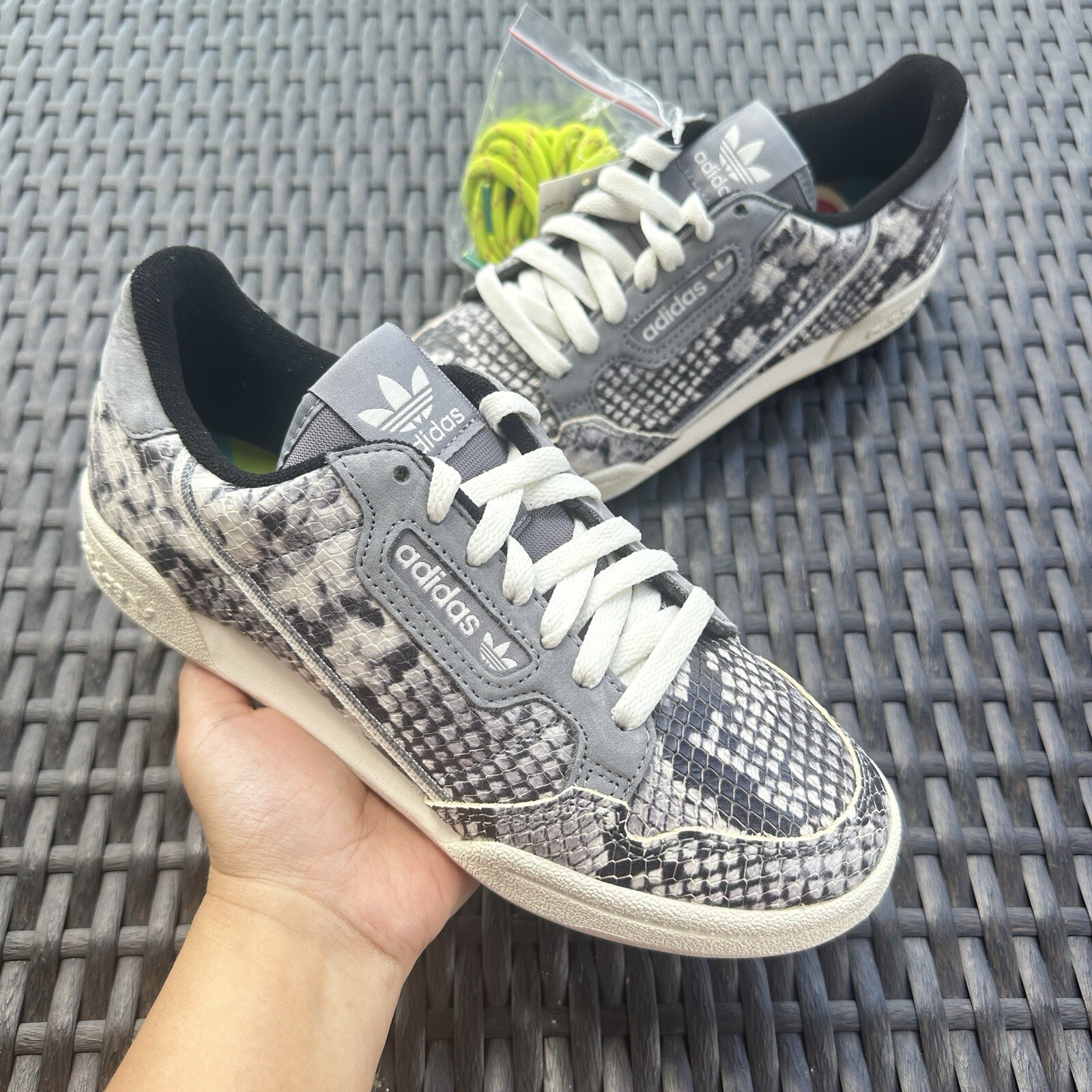 SAOLA Scarpe da ginnastica uomo Adidas Continential 80 grigio pelle di serpente EH0169 taglia 5 5