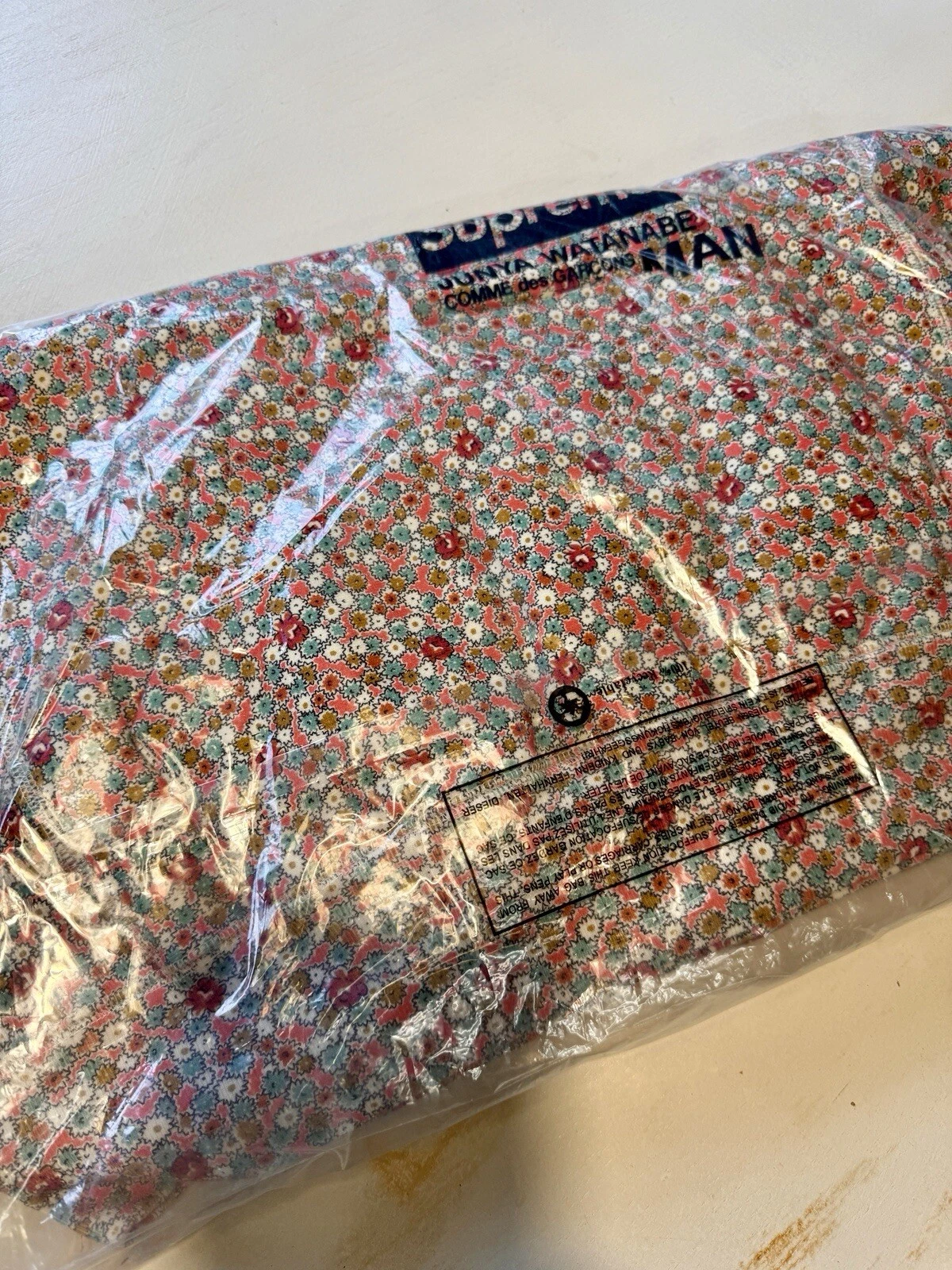 Sweat à capuche Supreme JUNYA WATANABE COMME Des GARÇONS HOMME rose fleurs taille MOYENNE neuf