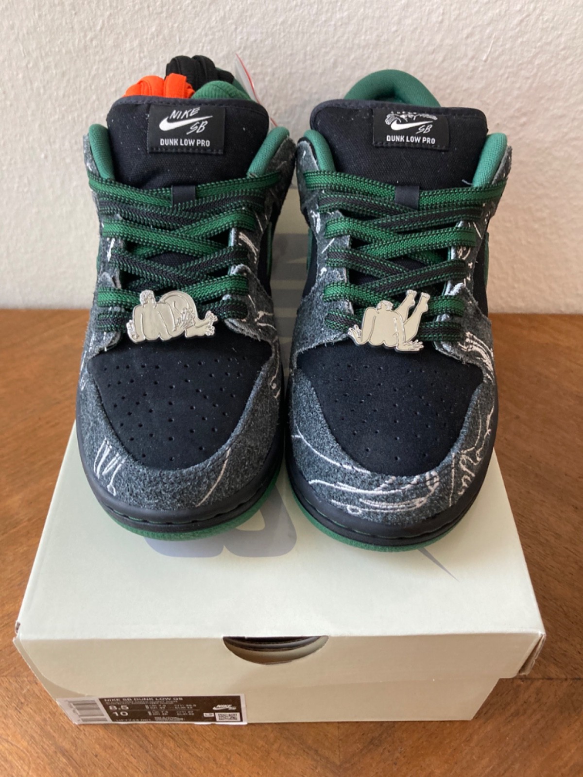 Nike SB Dunk Low There Skateboards US 8.5 / EU42