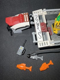 (60147) LEGO City: Sport Fishing Boat Figure Included Incomplete Discontinued🚤