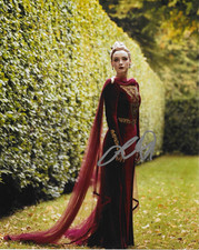 * SARAH BOLGER * signed 8x10 photo * INTO THE BADLANDS * COA *