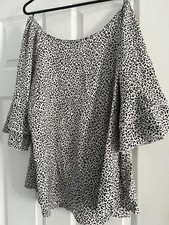 Black and White Leopard Print Blouse - size 0XL curve