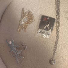 Paparazzi 4pc Mixed Lot Fashion Jewelry Necklace Earrings Brooch Silver Gold