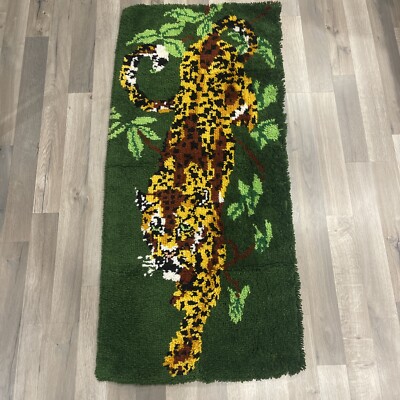 Beautiful Soft Vintage MCM Cheetah Latch Hook Rug Wall Hanging  58 x 26
