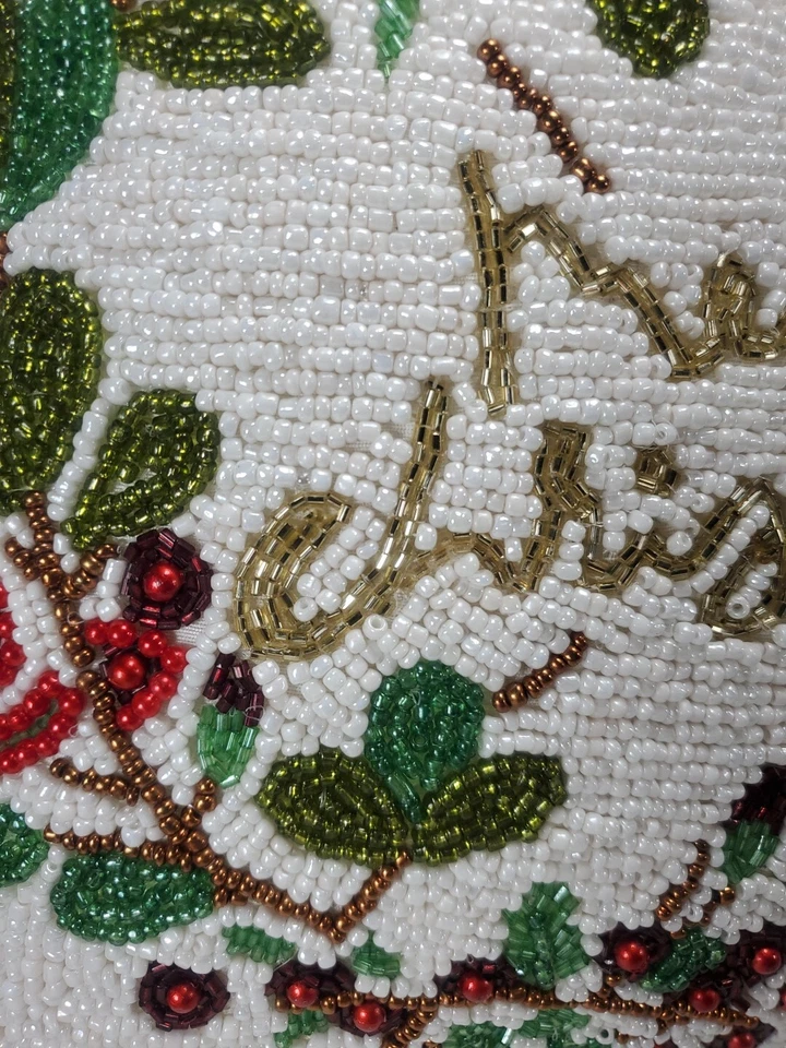 Merry Christmas Holiday Beaded Throw Pillow Holly Berries Square Decor 13" - Imagem 4 de 4